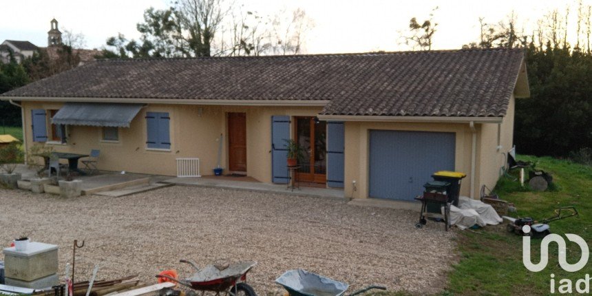 House 5 rooms of 126 m² in Blaignac (33190)