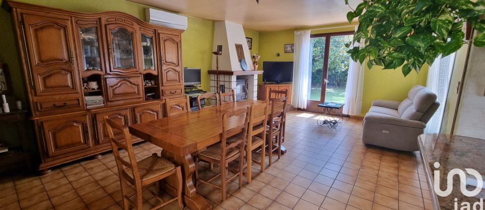 Traditional house 5 rooms of 110 m² in Tarbes (65000)