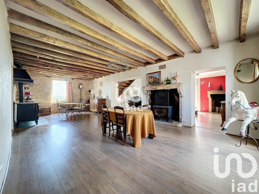 Country house 8 rooms of 213 m² in Saint-Martin-du-Mont (21440)