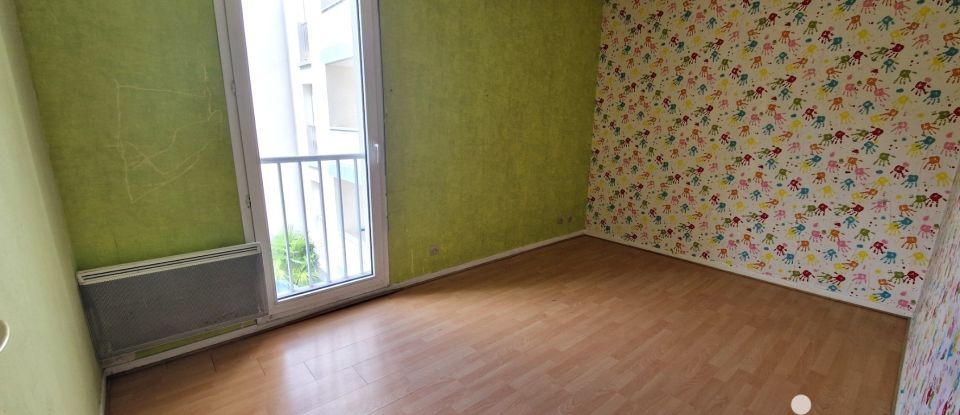 Apartment 3 rooms of 67 m² in Thiais (94320)