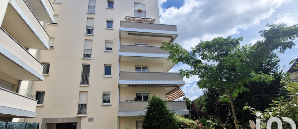 Apartment 3 rooms of 67 m² in Thiais (94320)