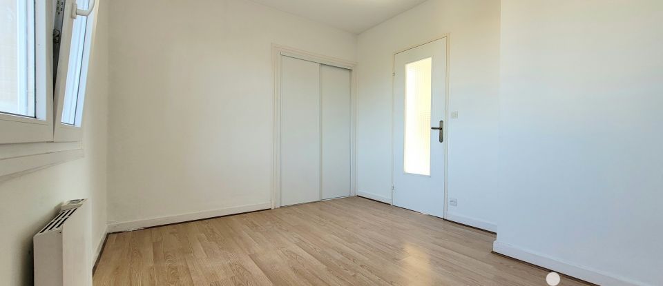 Apartment 3 rooms of 52 m² in Roanne (42300)