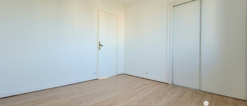 Apartment 3 rooms of 52 m² in Roanne (42300)