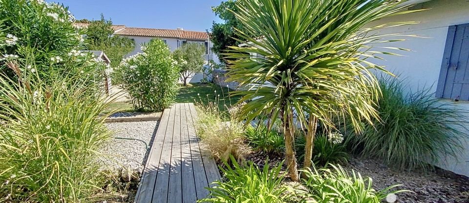 Traditional house 4 rooms of 94 m² in La Couarde-sur-Mer (17670)