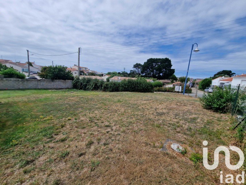 Land of 416 m² in Brem-sur-Mer (85470)