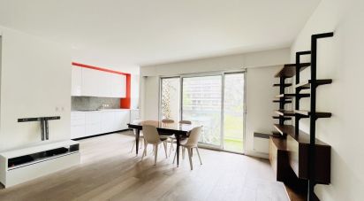 Appartement 3 pièces de 76 m² à Paris (75017)