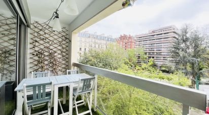 Appartement 3 pièces de 76 m² à Paris (75017)