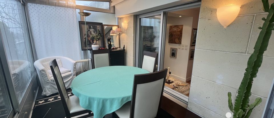 Apartment 3 rooms of 70 m² in Le Raincy (93340)