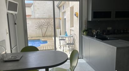 Maison 6 pièces de 205 m² à Niort (79000)