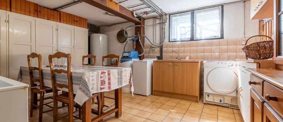 Maison 6 pièces de 126 m² à Bousse (57310)