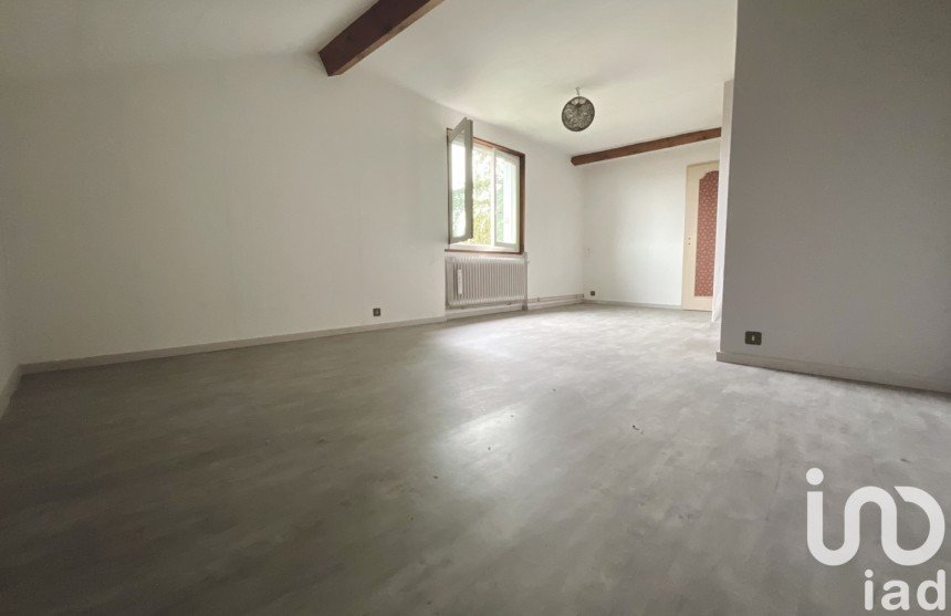 House 7 rooms of 156 m² in Villette-d'Anthon (38280)