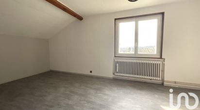 House 7 rooms of 156 m² in Villette-d'Anthon (38280)