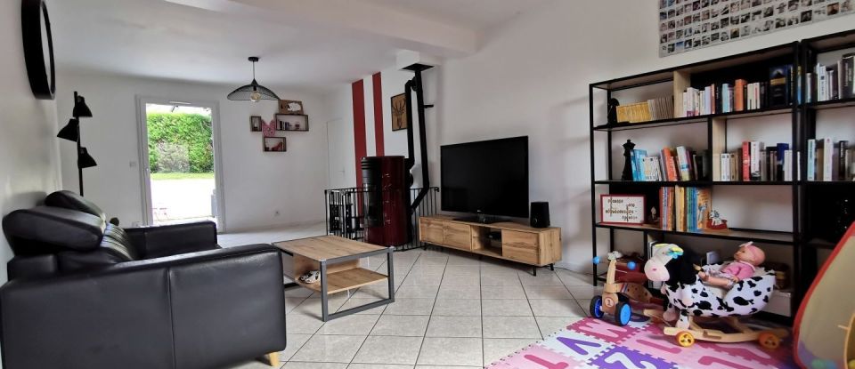 Maison 6 pièces de 140 m² à Maisoncelles-en-Brie (77580)