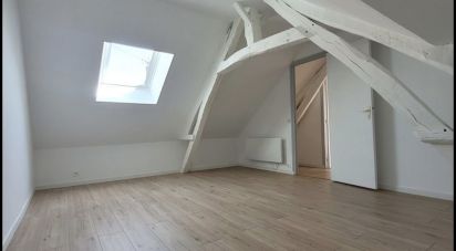 Town house 4 rooms of 60 m² in Flixecourt (80420)