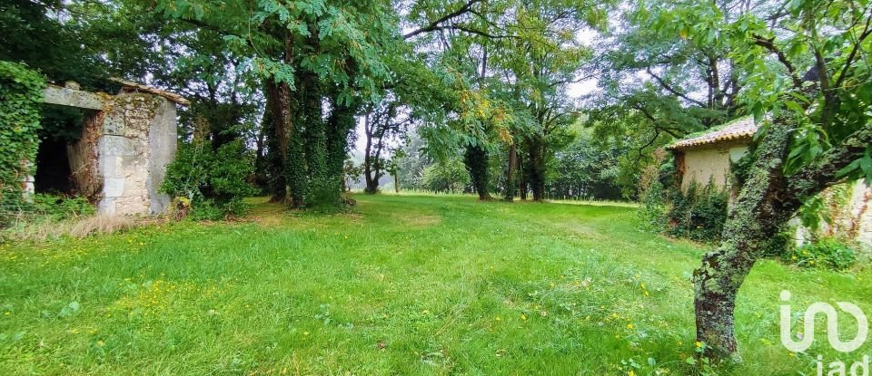 Maison de campagne 7 pièces de 200 m² à Boisredon (17150)