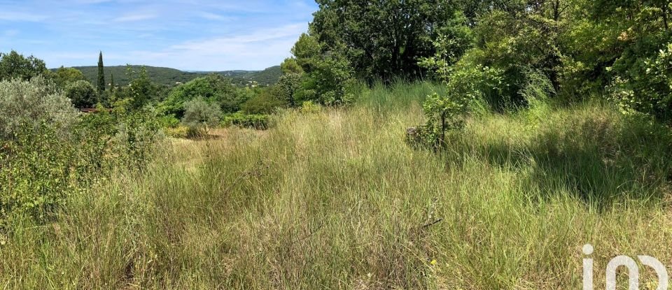 Terrain de 2 257 m² à Saint-André-de-Roquepertuis (30630)