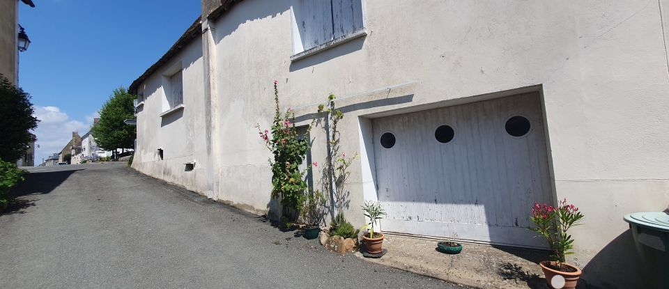 Village house 2 rooms of 56 m² in Nogent-le-Bernard (72110)