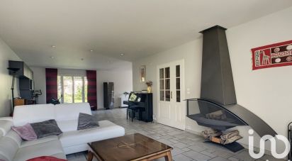 Maison traditionnelle 8 pièces de 185 m² à Melun (77000)