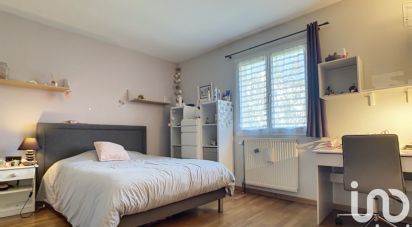 Maison traditionnelle 8 pièces de 185 m² à Melun (77000)