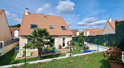 House 6 rooms of 113 m² in Menucourt (95180)