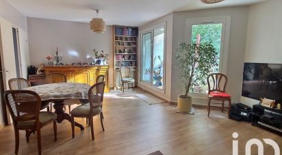 Appartement 4 pièces de 77 m² à Évry (91000)