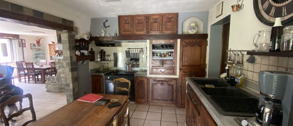 Traditional house 7 rooms of 166 m² in Veynes (05400)