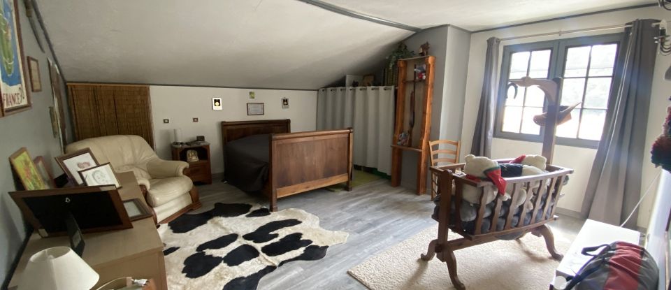 Maison traditionnelle 7 pièces de 166 m² à Veynes (05400)