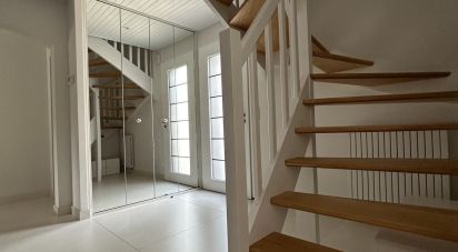 House 5 rooms of 140 m² in Nantes (44300)