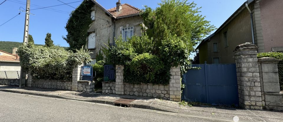 Maison 8 pièces de 135 m² à Lavelanet (09300)