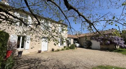 House 7 rooms of 169 m² in Cissé (86170)