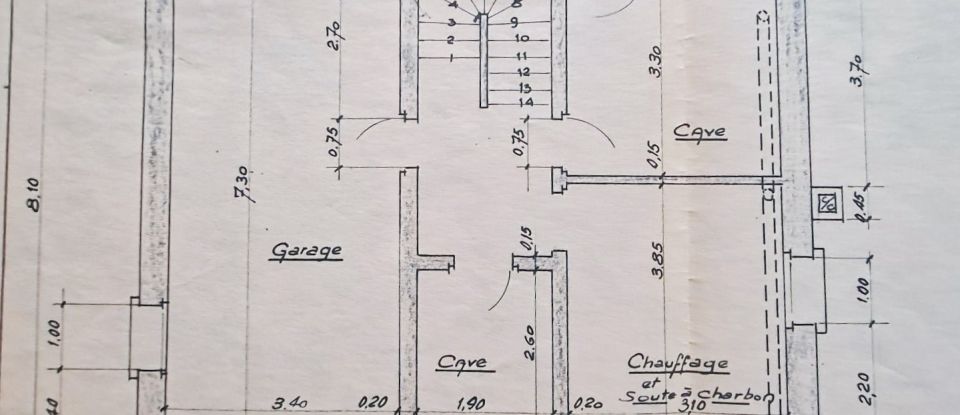 Maison 6 pièces de 201 m² à Suresnes (92150)