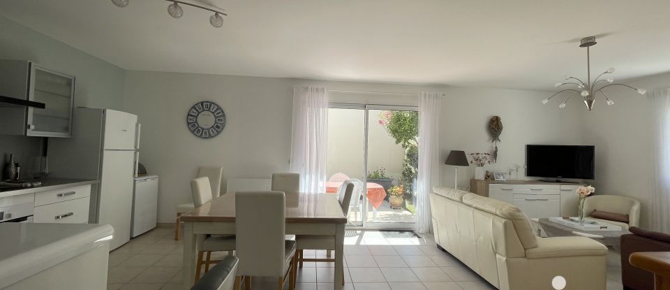 House 3 rooms of 72 m² in Étaules (17750)