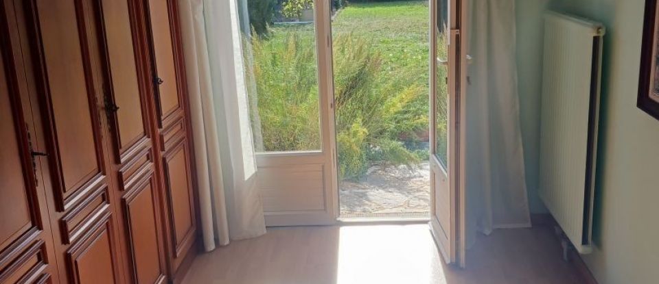 House 3 rooms of 120 m² in Cherves-Richemont (16370)