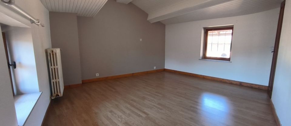 Maison 6 pièces de 130 m² à Charnay (69380)