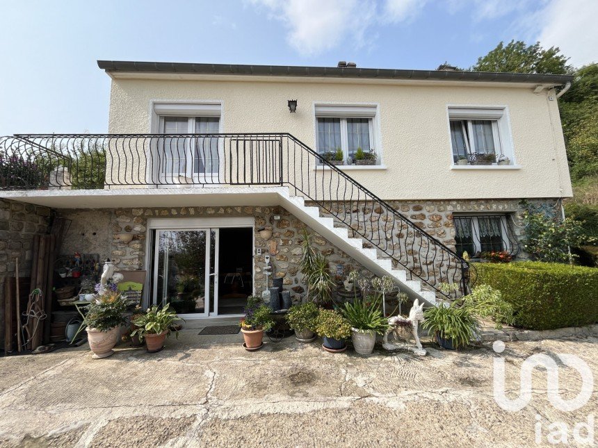 House 5 rooms of 111 m² in Essômes-sur-Marne (02400)