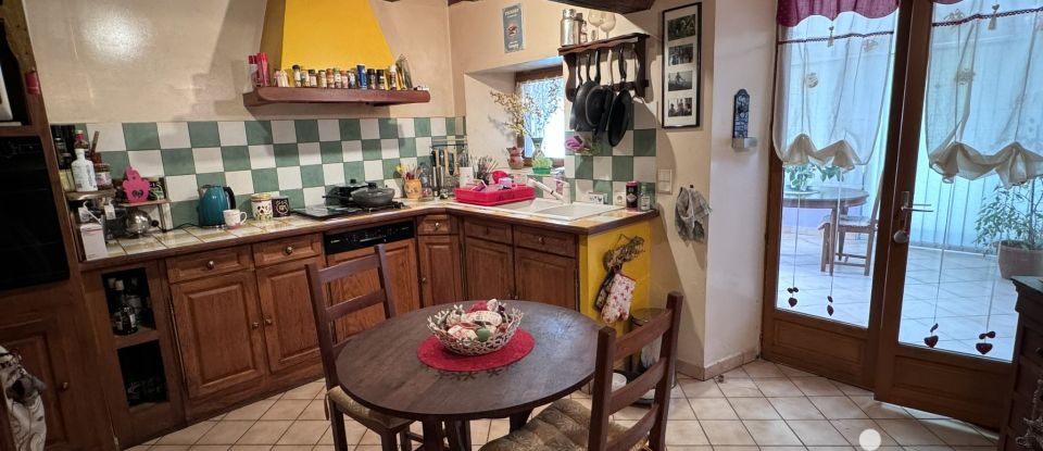 Village house 5 rooms of 117 m² in Colombé-la-Fosse (10200)