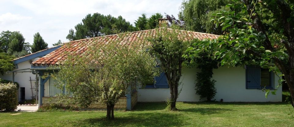 Maison 5 pièces de 133 m² à Saint-Pierre-de-Clairac (47270)