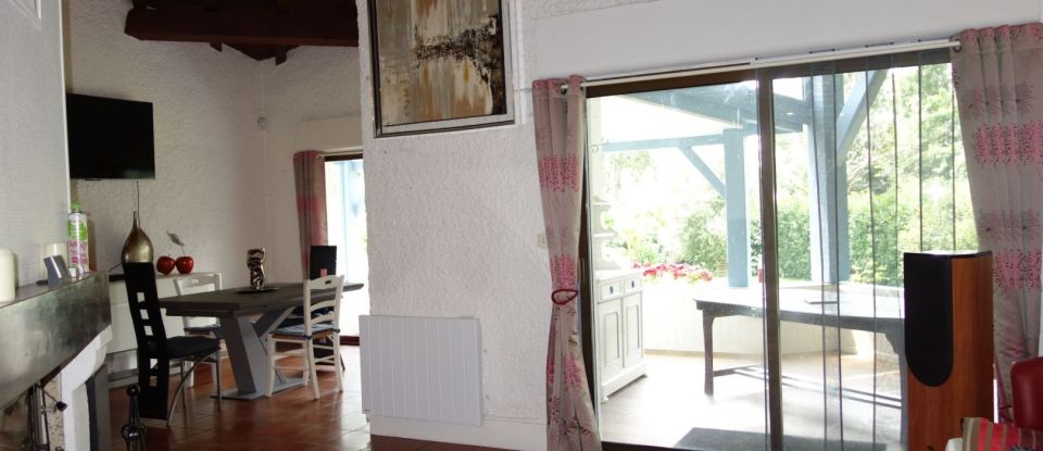 House 5 rooms of 133 m² in Saint-Pierre-de-Clairac (47270)