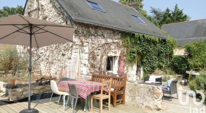 Traditional house 5 rooms of 97 m² in Saint-Saturnin-sur-Loire (49320)