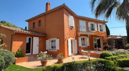 Traditional house 7 rooms of 215 m² in Ollioules (83190)