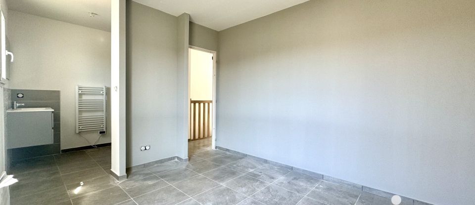 Maison traditionnelle 4 pièces de 91 m² à Cépet (31620)