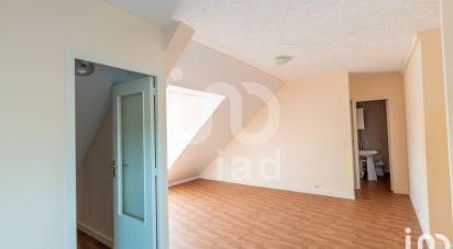 Appartement 2 pièces de 33 m² à Lorris (45260)