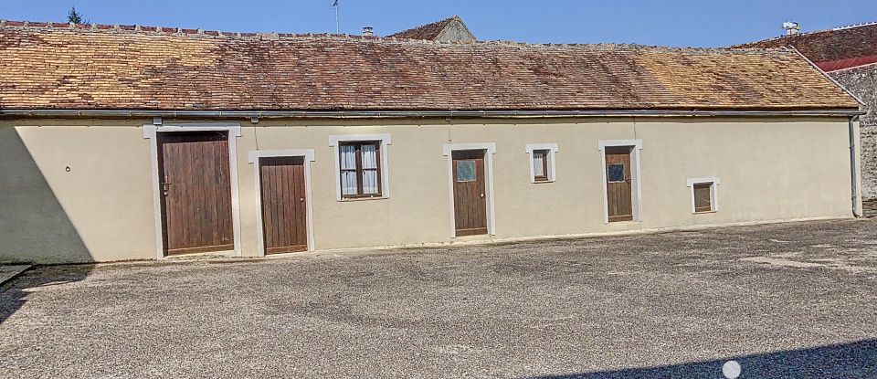 Farm 5 rooms of 120 m² in Guercheville (77760)