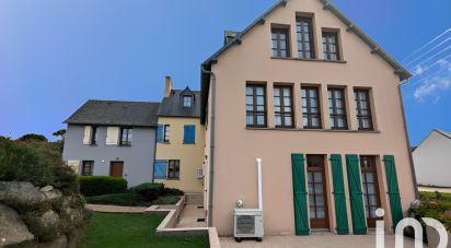 House 20 rooms of 327 m² in Penvénan (22710)