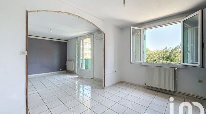 Appartement 4 pièces de 70 m² à Le Pontet (84130)