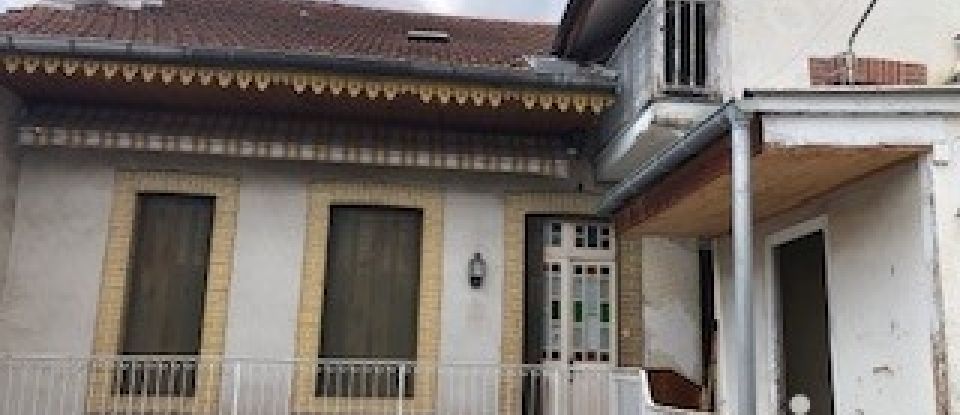 House 12 rooms of 250 m² in Tarbes (65000)