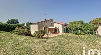 Traditional house 5 rooms of 107 m² in Castelmaurou (31180)