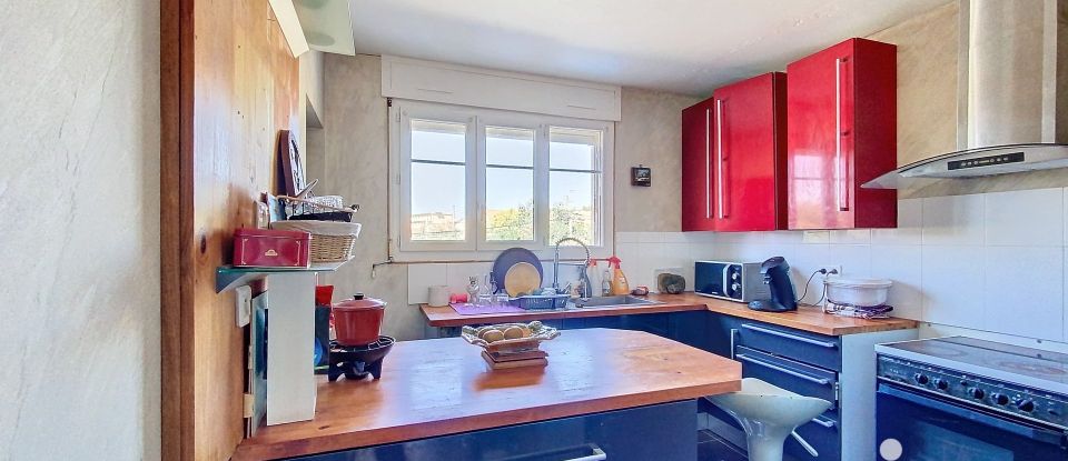 Appartement 3 pièces de 85 m² à Avignon (84000)