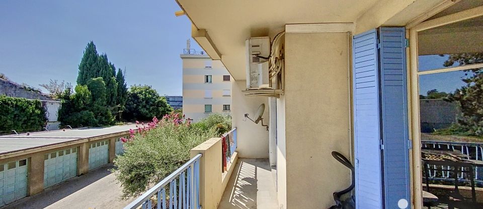 Appartement 3 pièces de 85 m² à Avignon (84000)