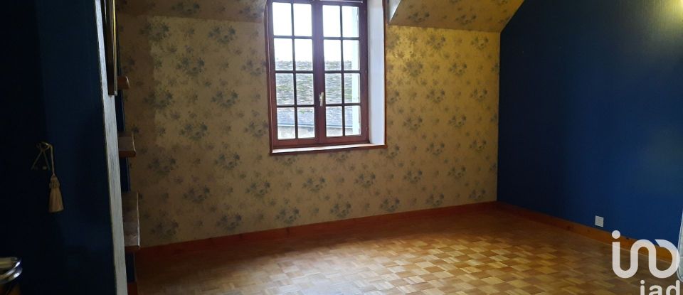 House 7 rooms of 181 m² in Saint-Denis-sur-Loire (41000)